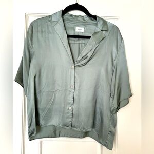ARITZIA silky collared top